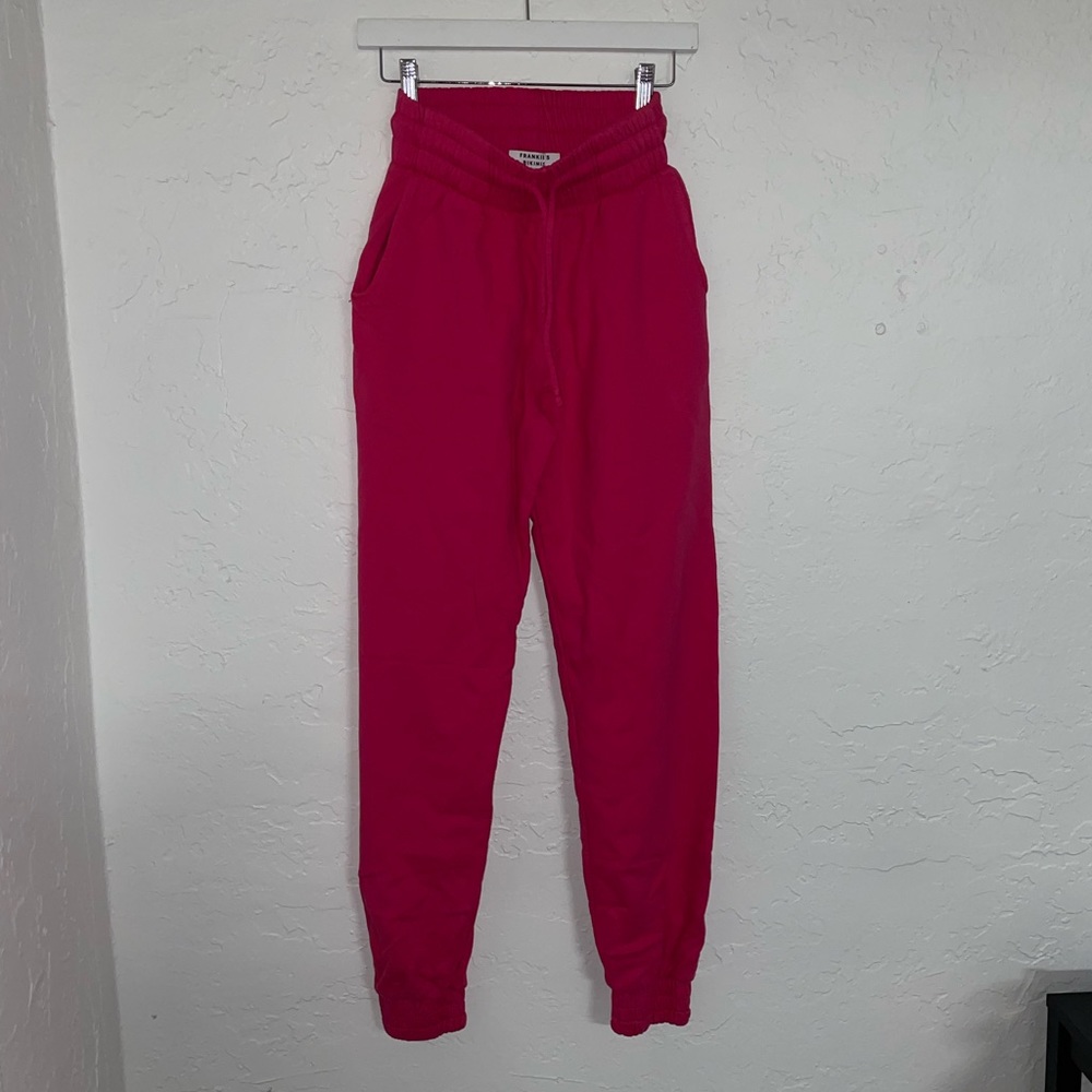 Frankie’s bikinis sweatpants